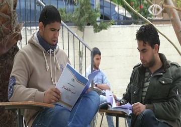 أوساط حقوقية تعتبر قرار فصل عدد من طلبة جامعة الاقصى في غزة مساس بالحريات الأكاديمية - 24 - 4 - 2015 - رمزي ابو جزر