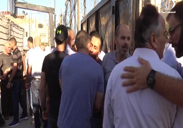 كشافة مخيم الأمعري تجوب شوارع المخيم بعد صلاة العيد لتضيف بهجة خاصة للعيد - 6 - 7 - 2016