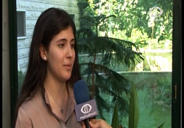 طالبة فلسطينية من مخيم اليرموك تحصد المرتبة الأولى على مستوى سوريا في نتائج الثانوية للقسم  الأدبي – 10 – 7 – 2015 - رنا بجيرمي