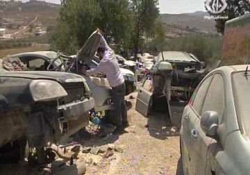 نصف مليون شيكل خسارة يونس في مشروع كماليات السيارات بسبب المنخفض الجوي - 30 - 8 - 2015 - رغدة عتمة