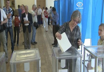 بوروشينكو الأوفر حظا في الانتخابات الرئاسية الاوكرانية – 25 – 5 – 2014 – لبيبة شريفة المرشح