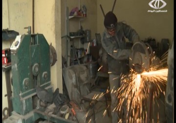 أزمة كبيرة في اوساط الحدادين نتيجة منع الاحلال إدخال أسياخ اللحام – 18 – 2 – 2015 - مثنى النجار 