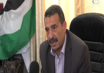 احتجاجات بالخليل عقب اتهام سلطة المياه البلدية بالتعدي على الخط الناقل -  فداء نصر - 25 - 8 - 2016