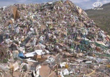 قرية شقبا غرب رام الله تعاني وصول نفايات الاحتلال الصلبة لمكباتها – 19 – 1 – 2015 - جهاد بركات