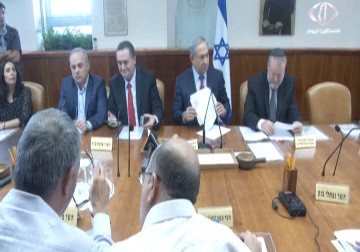 خلافات حادة بين قادة كيان الاحتلال عن طريقة التعامل مع انتفاضة القدس‎ ‎‏- 26 - 11 - ‏‏2015 - ‏ليال خروبي