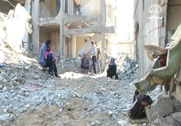 المتضررون في قطاع غزة يرفضون معايير وضعتها وزارة الشؤون لصرف المنحة الأوروبية - 8 - 4 - 2015 - رمزي أبو جزر