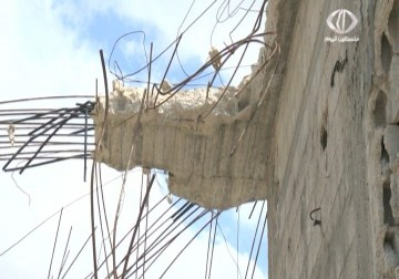 بطاقة التعريف الزرقاء تعطل ترميم منازل متضرري العدوان في قطاع غزة - 16 - 4 - 2015 - مثنى النجار