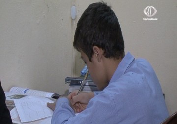 مهجر فلسطيني من مخيم اليرموك إلى لبنان مصيره التعليمي رهن إفادة رسمية - 23 - 3 - 2015 - مريم الحاج موسى