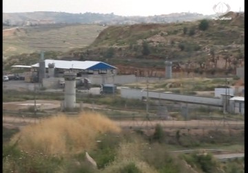 الاسرى في سجن عتصيون يعانون انتهاكا متصاعدا من سجاني الاحتلال - 6 - 11 - 2015- أماني حسين