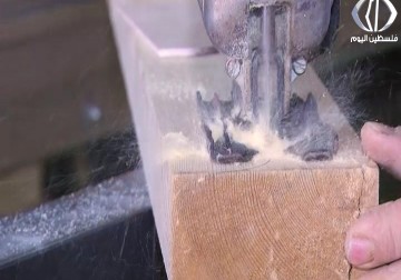 من النجارة الى الفن التشكيلي .. حكاية جسدها الخمسيني هشام كحيل بخبرته الطويلة - رمزي البيروتي - 5 - 2 - 2017