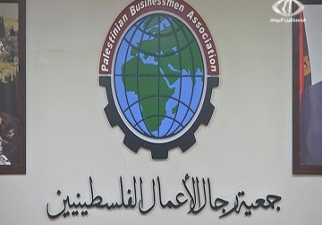 استمرار إعتقال التجار على معبر بيت حانون 