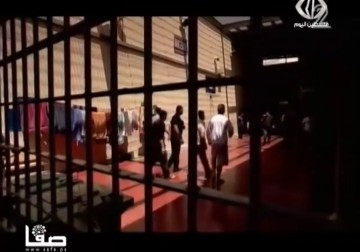 الأسرى يحرقون عددا من الغرف في سجن نفحة احتجاجا على اقتحامها – 27 – 7 – 2015 – فاتن الصالح