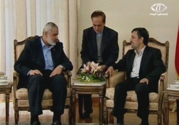 وفد رفيع المستووى من قيادة حماس يجتمع بعدد من المسؤولين الايرانيين - 9 – 12 – 2014 – زينب سباعي