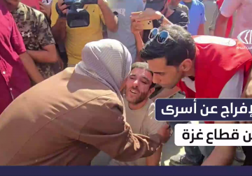  لحظة وصول عدد من أسرى قطاع غزة بعد إفراج الاحتلال عنهم