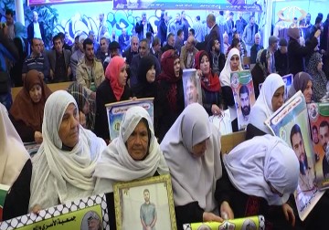 الاسرى يواصلون إضرابهم لليوم السابع على التوالي – 15 – 12 – 2014 - يوسف أبو كويك