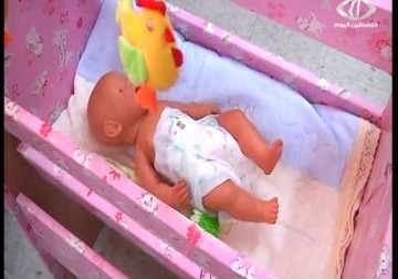 السرير الذكي  اختراع فلسطيني لمساعدة الأمهات  في عناية أطفالهن – مراد أبو عمر