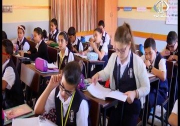 تغيير صورة الحصة الدراسية.. أسلوب تتبعه المعلمة رنا شعبان لتعزيز أداء تلاميذها – يوسف ابو كويك