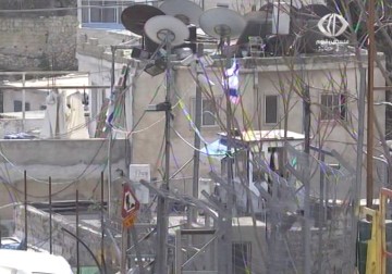 سلطات الاحتلال تسلم إخطارات وقف العمل والبناء لـ 6 منازل في صوريف غرب الخليل - 26 - 3 - 2015 - فاطمة عبد الجواد