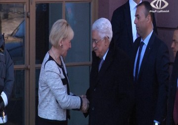 صحيفة السفير: عباس يستنفر الأوروبيين 