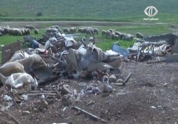 هدم 5 منازل في خربة مكحول والحديدية  في الأغوار  الشمالية – 20 – 3 – 2015 - مراد أبو عمر