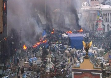 الاتحاد الاوروبي يعقد جلسة طارئة في بروكسل بعد تجدد العنف  في اوكرانيا– 19 – 2 – 2014 – لبيبة شريفة