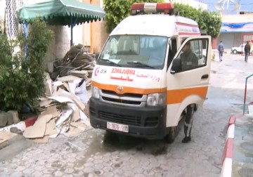 المسعف الجريح في قطاع غزة أكرم سعيد يناشد السلطة مساعدته لإكمال علاجه في الخارج – 20 – 2 – 2015 – مثنى النجار