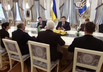 لتوصل إلى اتفاق بين الرئيس الأوكراني والمعارضة لحل الأزمة في البلاد - 21 - 2 - 2014 - نادر محمد