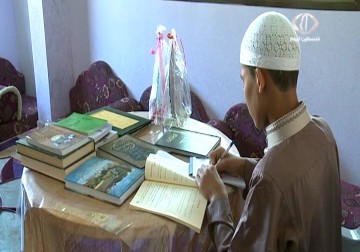 وليد المصري.. شيخ صغير من خان يونس مبدع بإلقاء الخطب الدينية – 30 – 6 – 2015