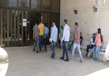 اتحاد نقابات الجامعات في الضفة الغربية يبدأو اعتصاماً 