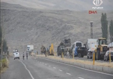 قتلى وجرحى في تفجير شخص نفسه بنقطة للدرك شرق تركيا – 2 – 8 – 2015 – حسين مكي