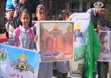 الاحتلال يقرر تسليم جثماني الشهيدين غسان وعدي ابو الجمل - 24 - 12 - 2014 - ناصر سته