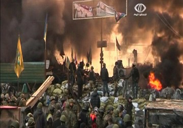 مقتل 9 أشخاص جراء اشتباكات بين مناهضين للحكومة والشرطة في العاصمة الاوكرانية – 18 – 2 – 2014 – أحمد عبد الله