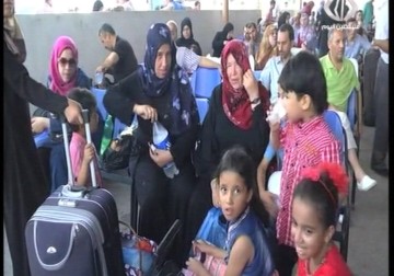 السلطات المصرية تعيد فتح معبر رفح البري في كلا الإتجاهين لمدة 4 أيام - 17 - 8 - 2015 - يوسف أبو كويك