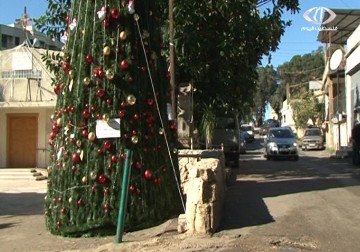 احتفالات الميلاد المجيد.. تعم أجواء مخيم الضبية للاجئين الفلسطينيين – 25 – 12 – 2014 – نورا المشهراوي