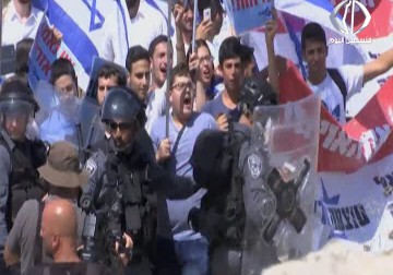 مواجهات بين جيش الاحتلال والمواطنين خلال محاولة الأخير صد تظاهرة للمستوطنين امام منزل الشهيد نشأت ملحم – 20 – 09 – 2016 – باسل الطناني