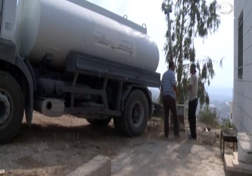 معاناة أهالي بلدة صوريف شمال الخليل من نقص المياه في البلدة - 17 - 12 - 2015 - زينب أبو ظاهر