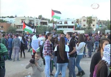 مئات الفلسطينيين من المدن المحتلة يشاركون في مهرجان شعبي ببلدة دير حنا – 30 – 3 – 2015 – سعدي أبو شعيرة