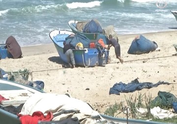 صيادو القطاع يؤكدون ان منطقة 9 اميال بحرية فقيرة بالأسماك ويطالبون بزيادة المسافة - رمزي البيروتي - 8 - 5 - 2016