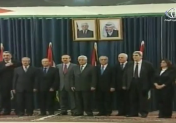 تقرير| عباس اجتمع برئيس الوزراء السابق سلام فياض في رام الله قبل أيام