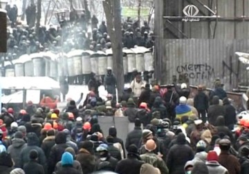 المعارضة الأوكرانية تمهل الحكومة 24 ساعة للاستجابة الى مطالبها – 23 – 1- 2014 – عبد الرحمن عبد الحليم  