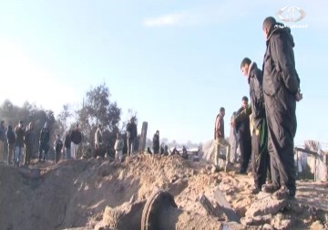 غارات للإحتلال على موقع للمقاومة والفصائل تبحث الرد – 20 – 12 – 2014 – أكرم دلول