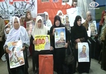 إدارة سجن ريمون تكثف سياسات العزل والنقل والحرمان من الزيارات - 6 - 1 - 2015 - سعدي أبو شعيرة