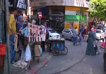 حملة لإزالة البسطات من شوراع مدينة نابلس - 3 - 5 - 2015 - مراد أبوعمر