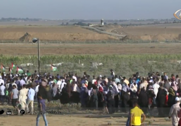 تقرير | جمعة 'الحرية والحياة لغزة' تؤكد صمود أهالي غزة وتحديهم الاحتلال بعد ساعات _من تصعيده العسكري