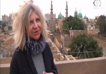 زيد محيسن حرفي يحارب الحداثة للحافظ على عراقة صناعة الخناجر - مريم الخليل 