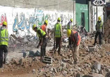 بعد 5 أشهر على العدوان.. إزالة 20% فقط من ركام المنازل المدمرة  - 5 – 2 – 2015 - يوسف أبو كويك