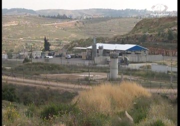 سلطات الاحتلال تصدر أوامر اعتقال اداري بحق 33 أسيرا - 21 - 12 - 2014 - زينب جمول