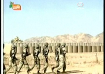 حكومة افغانستان تشن حملة على اعلانات تدعو لبقاء القوات الامريكية – 24 – 1 – 2014 – فاتن الصالح