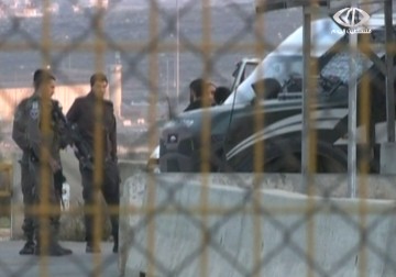 الاحتلال ينقل الأسرى المضربين عن الطعام الى مكان مجهول – 11 – 12 – 2014 – ليال خروبي