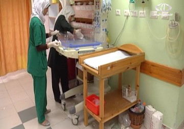 إعلان الطوارئ بمشافي غزة بعد انسحاب عمال النظافة – 3 – 12 – 2014 – باسل الطناني